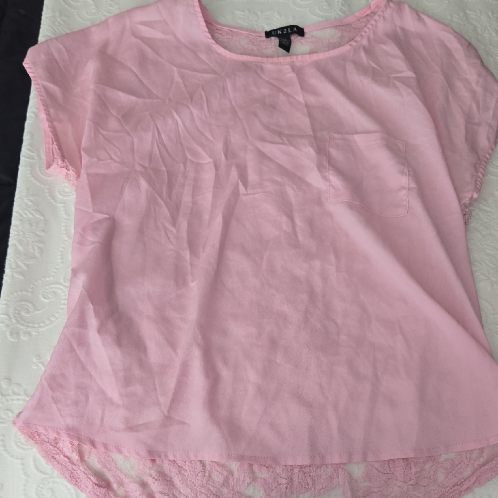 (Urban Behaviour / Urban Planet) UK2LA Light Pink Women's Blouse